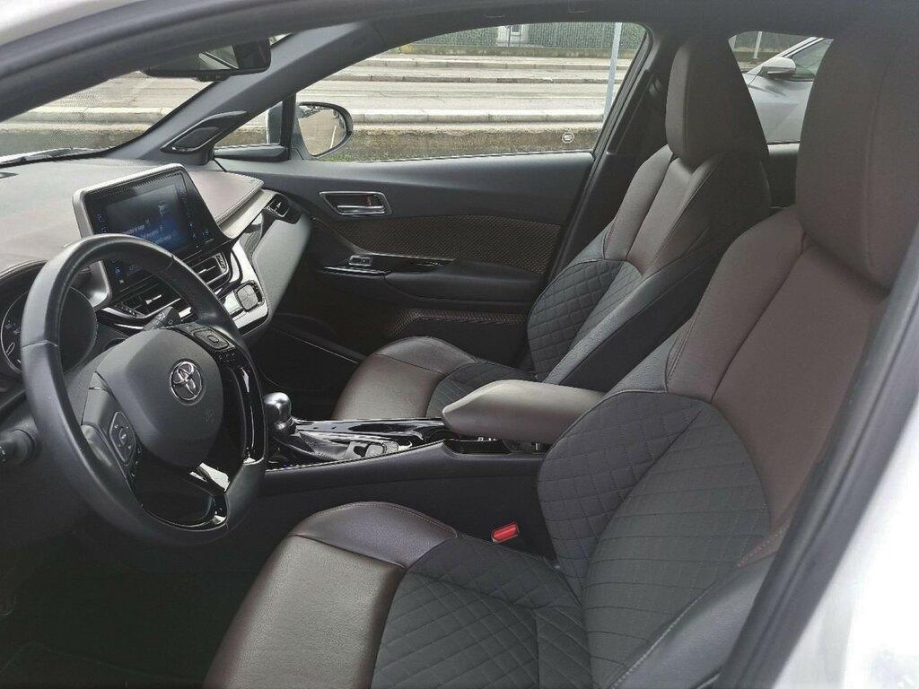Toyota C-HR 1.8h Lounge 2wd e-cvt my18