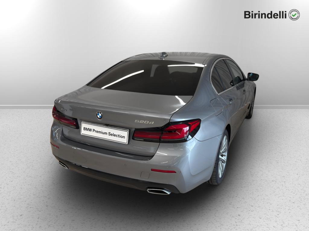 BMW Serie 5 520d mhev 48V xdrive Business auto