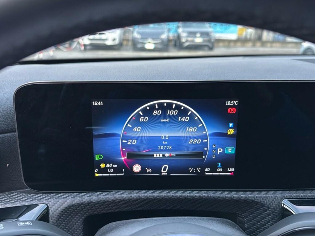 Mercedes CLA Shooting Brake 180 d Advanced auto