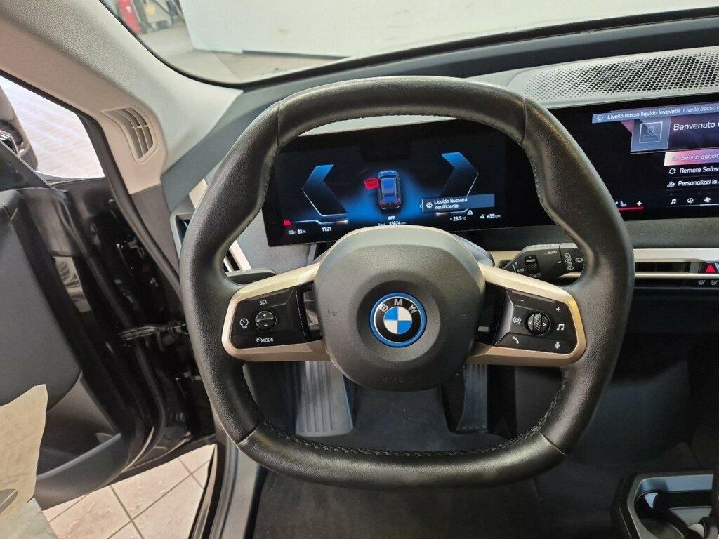 BMW iX xdrive50 pacchetto sportivo