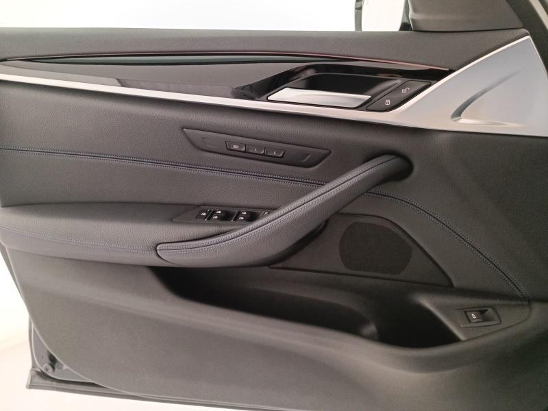 BMW Serie 5 520d Touring mhev 48V xdrive Msport auto