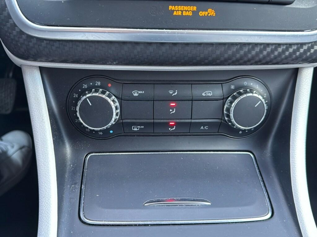 Mercedes GLA 180 d Business auto