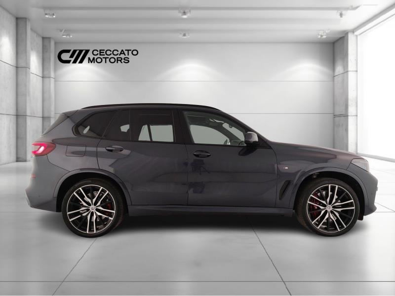 BMW X5 xdrive40d mhev 48V Msport auto