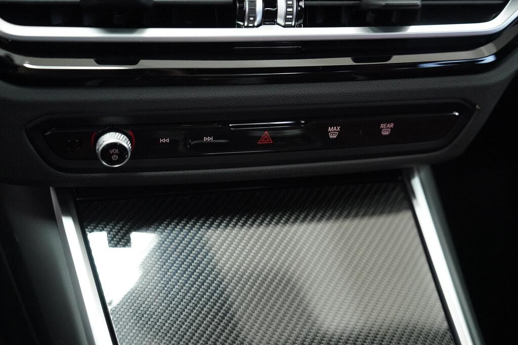 BMW Serie 3 320d mhev 48V xdrive auto