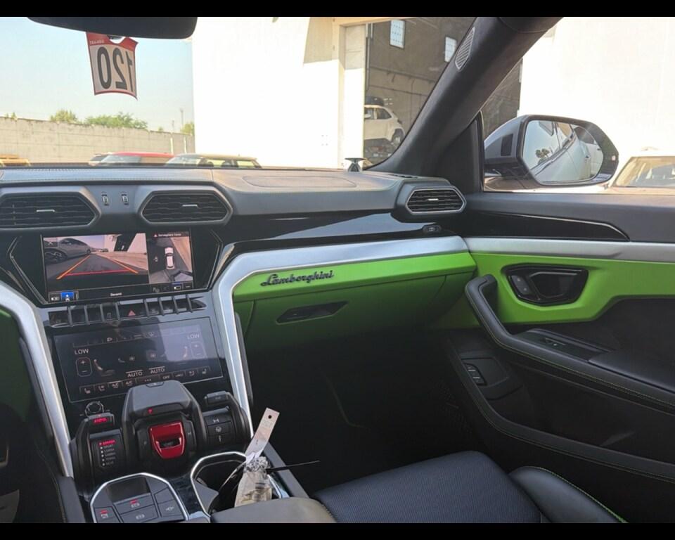 Lamborghini Urus 4.0 V8 auto