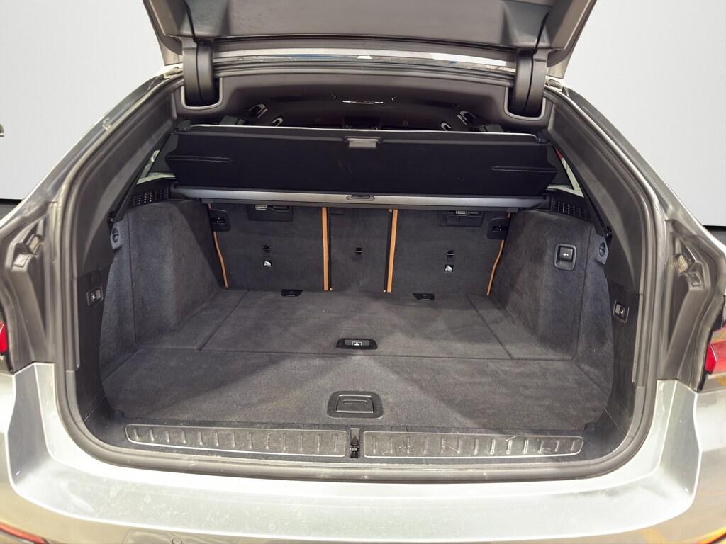 BMW Serie 5 520d Touring mhev 48V xdrive Msport auto
