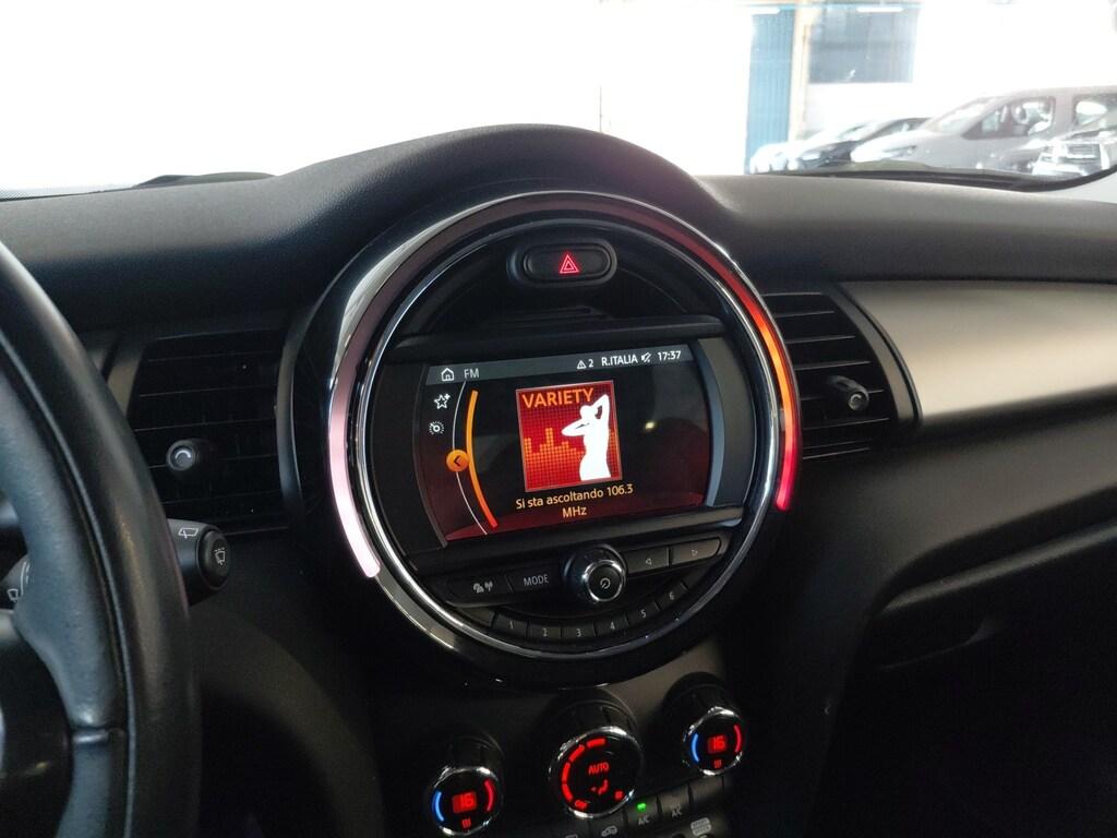 Mini Cooper D 1.5 TwinPower Turbo Cooper D Hype DCT