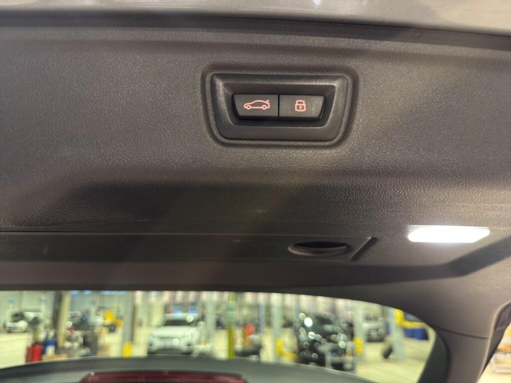 BMW Serie 3 330d Touring mhev 48V Msport auto