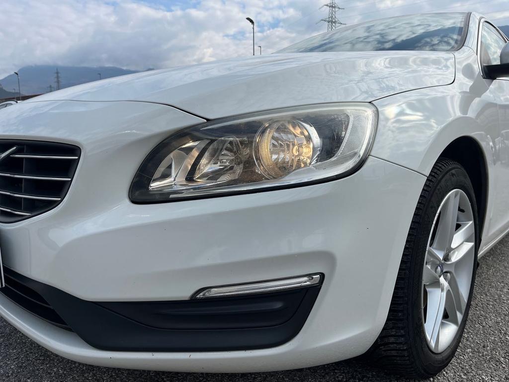 Volvo V60 2.0 D3 Momentum geartronic