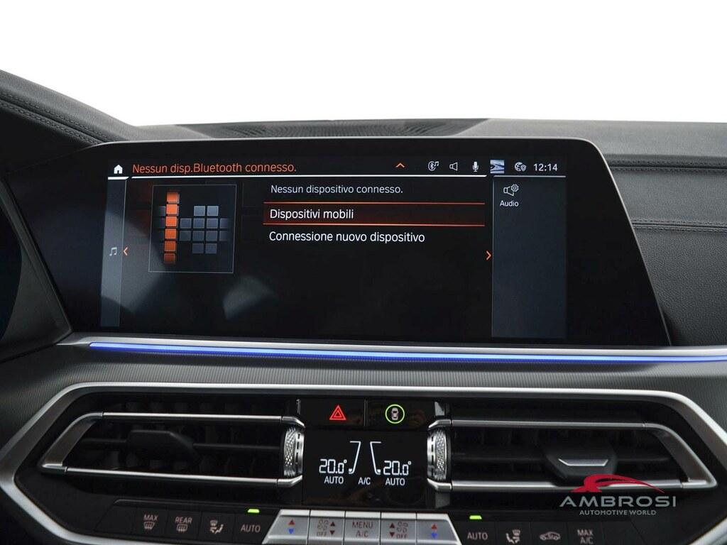BMW X5 xdrive40d mhev 48V Msport auto