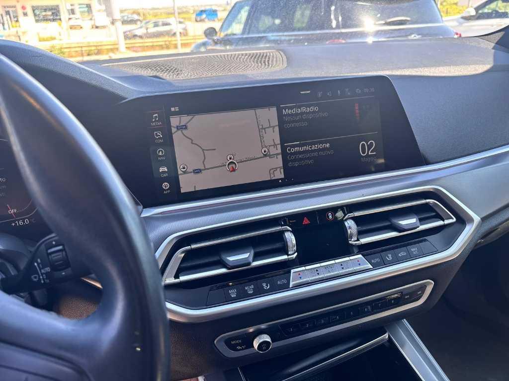 BMW X5 xdrive30d mhev 48V Business auto