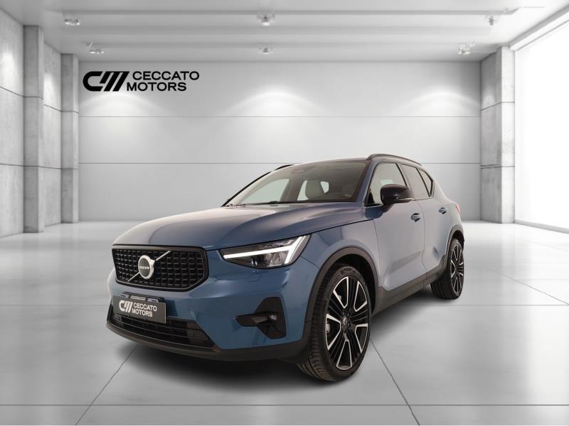 Volvo XC40 2.0 b4 Ultimate Dark awd auto