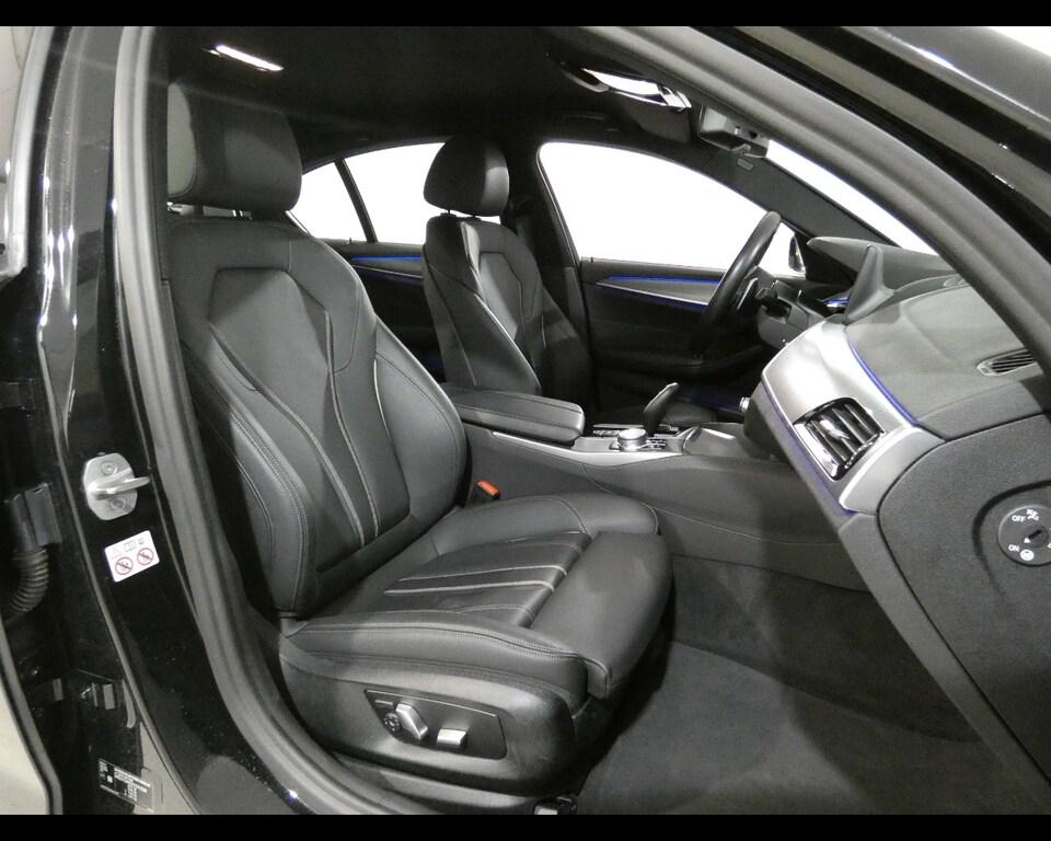 BMW Serie 5 520d mhev 48V xdrive Msport auto