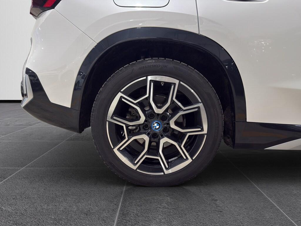 BMW iX1 30 xdrive X-Line