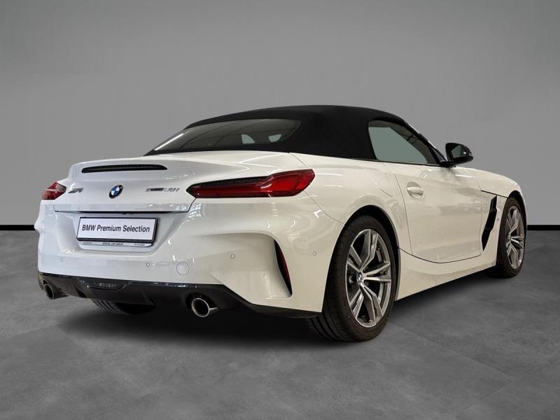 BMW Z4 sdrive 20i auto