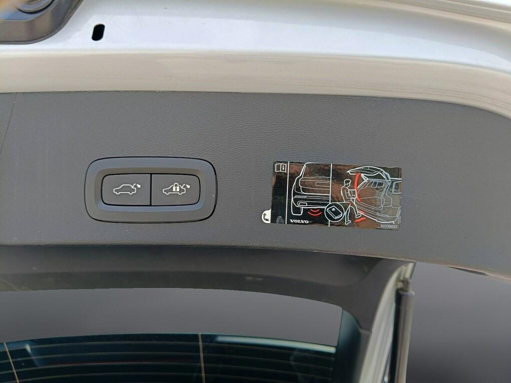 Volvo XC40 1.5 T4 plug-in-hybrid Inscription auto my21