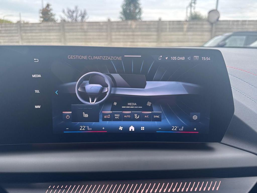 BMW Serie 1 120 48V MSport auto