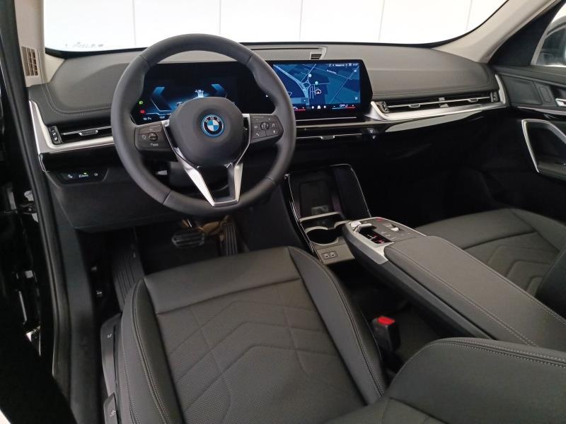 BMW iX1 edrive 20 X-Line