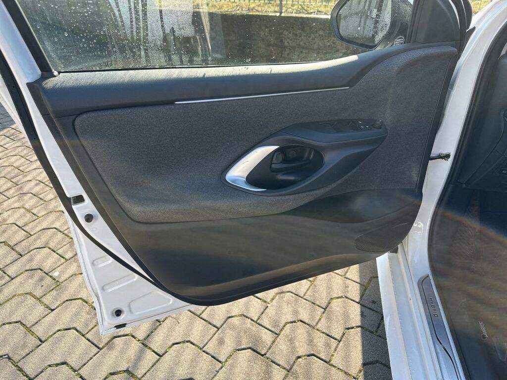 Toyota Yaris 1.5 hybrid Trend