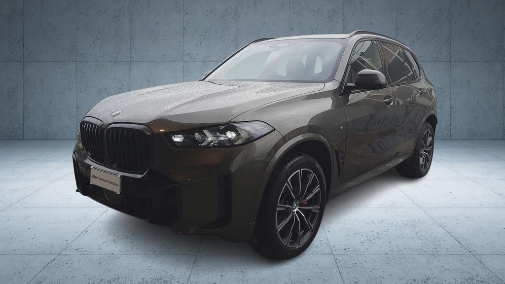 BMW X5 xdrive30d mhev 48V xLine auto