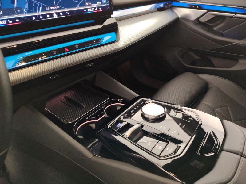 BMW i5 M i5 M60 M Sport Pro