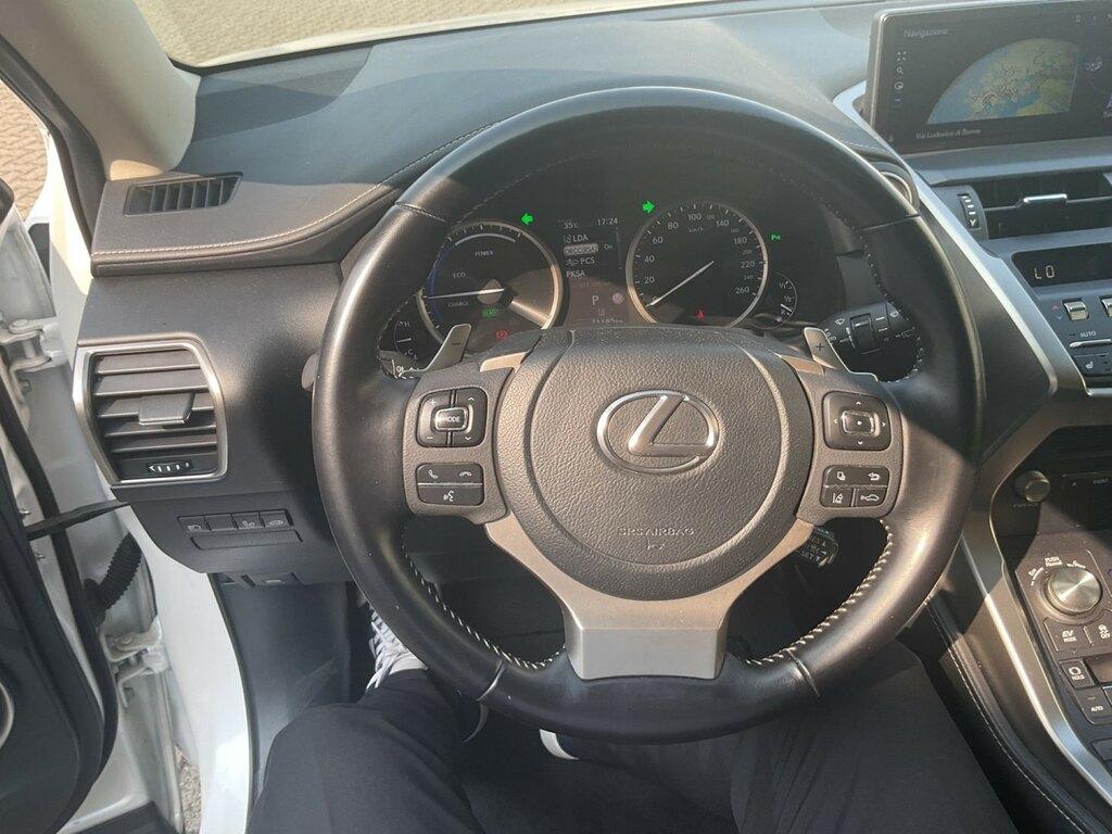 Lexus NX 300 h 2.5 Premium 4wd cvt