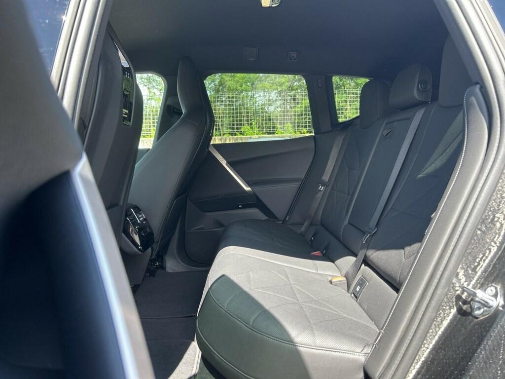 BMW iX xdrive50 pacchetto sportivo