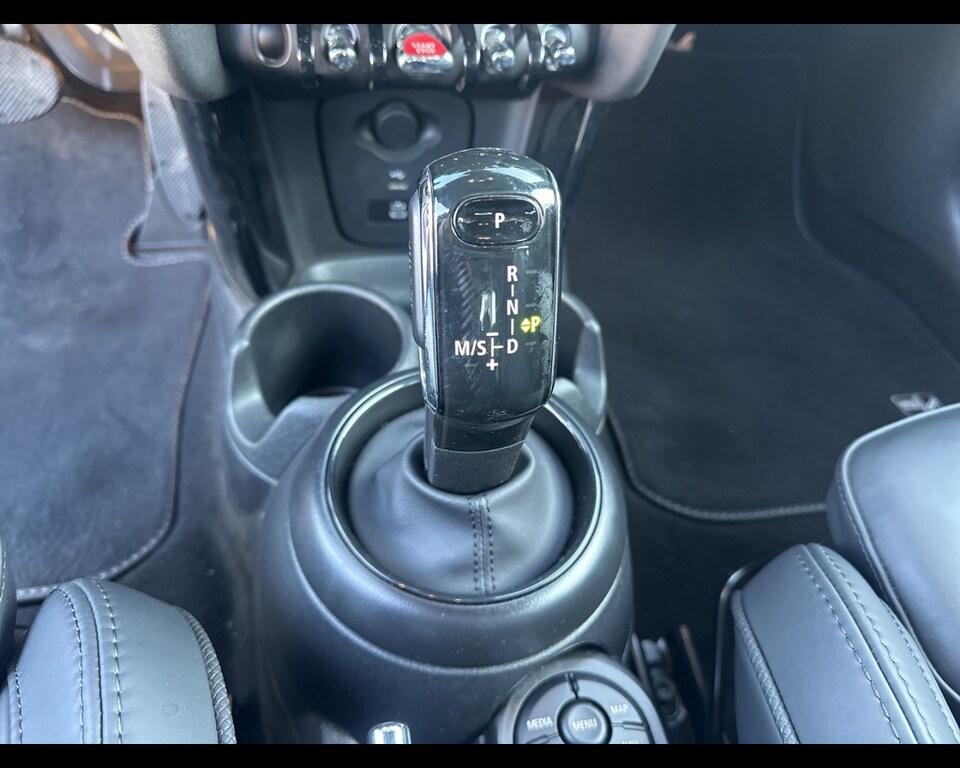 Mini Cooper 1.5 TwinPower Turbo Cooper Business DCT