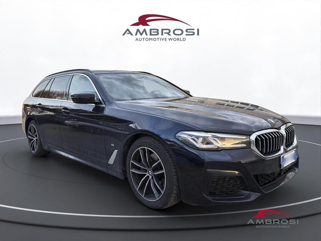 BMW Serie 5 520d Touring mhev 48V xdrive Msport auto