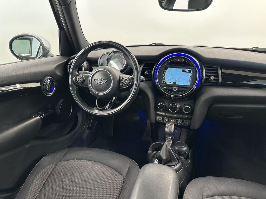 Mini Cooper D 1.5 D Cooper D Business XL Auto