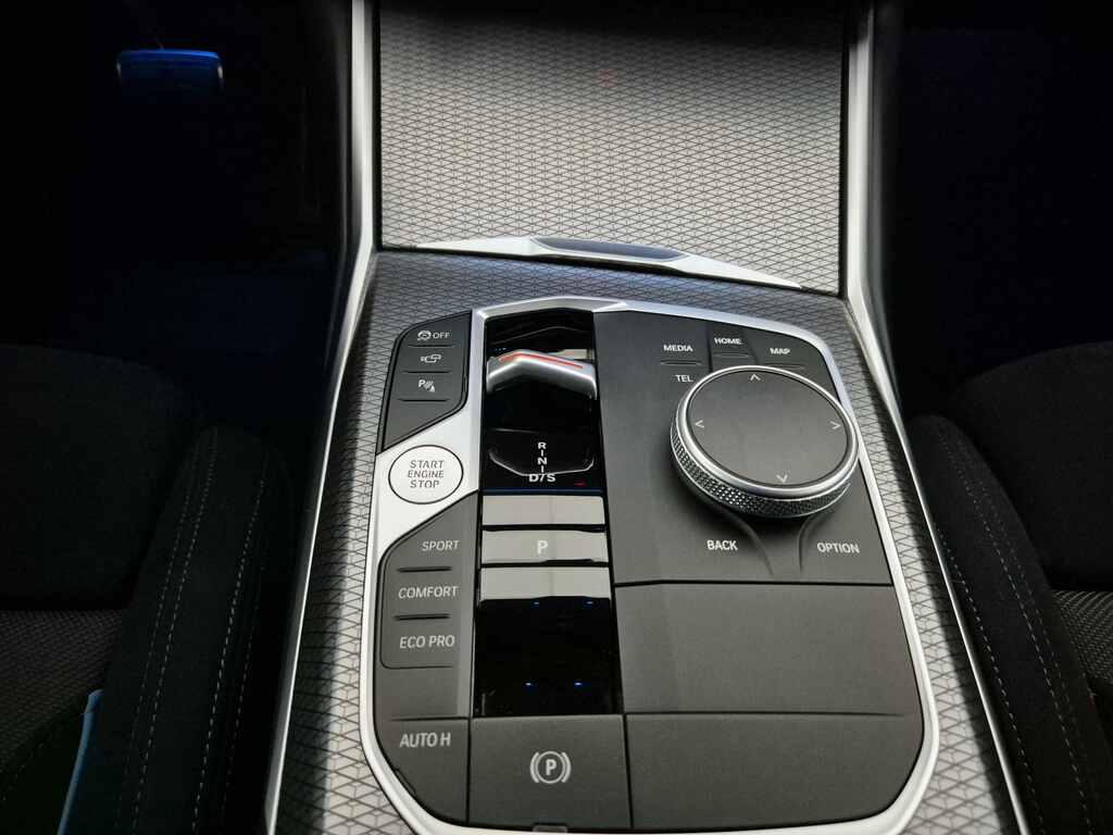 BMW Serie 3 320d mhev 48V xdrive M Sport Pro auto