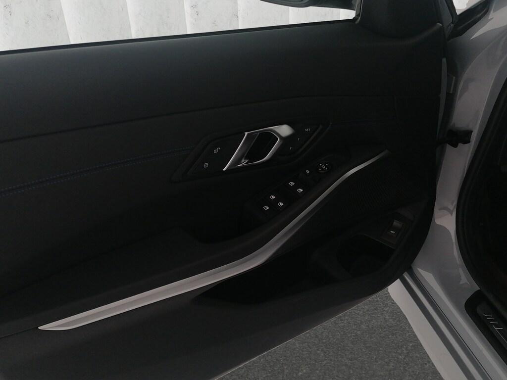 BMW Serie 3 320d Touring mhev 48V Msport xdrive auto