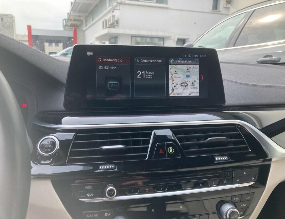 BMW Serie 5 520d Touring xdrive Luxury auto