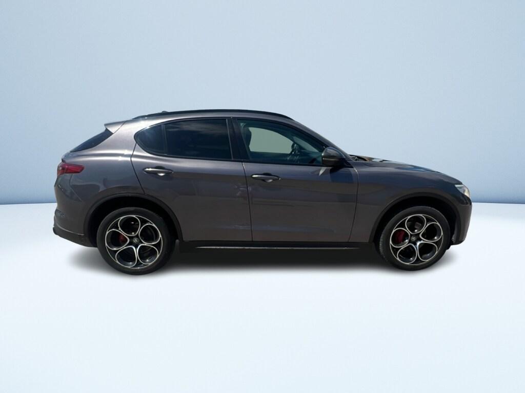 Alfa Romeo Stelvio 2.2 t B-Tech Q4 210cv auto