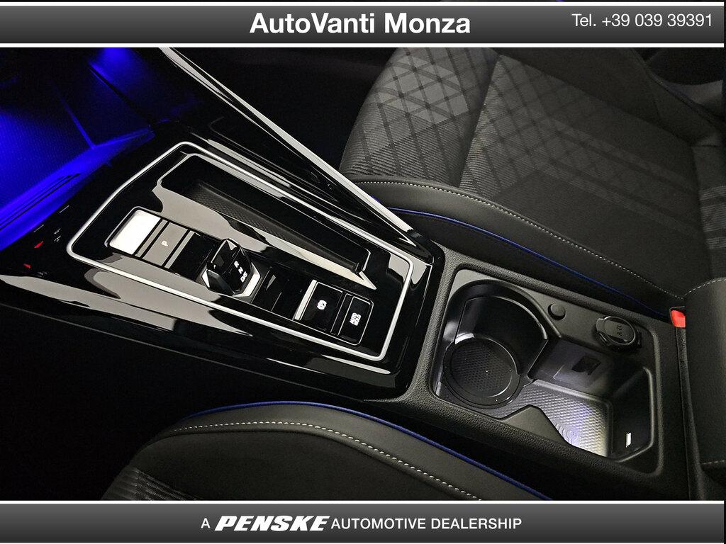 Volkswagen Golf 1.5 etsi R-Line Plus 115cv dsg