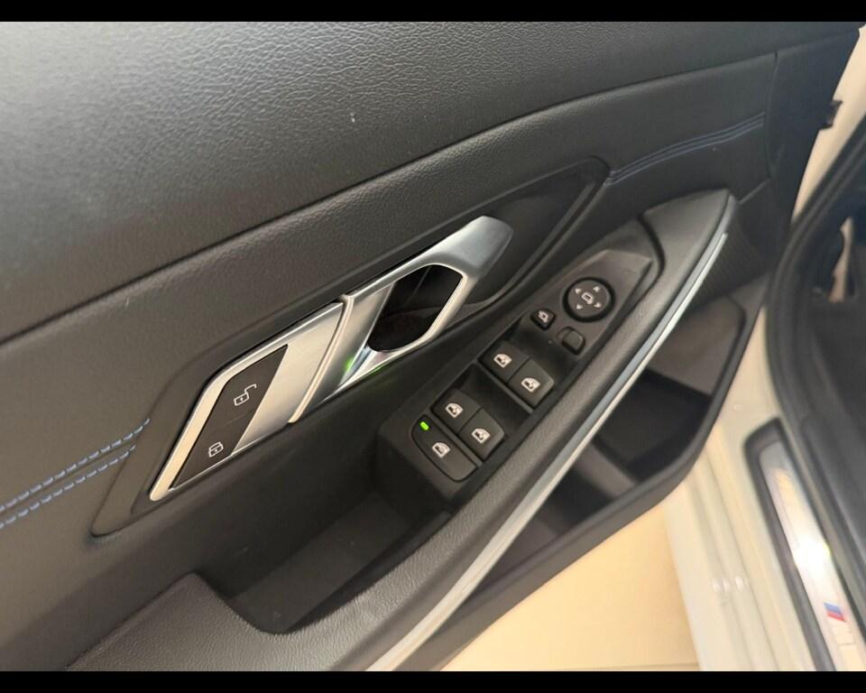 BMW Serie 3 318d mhev 48V Msport auto
