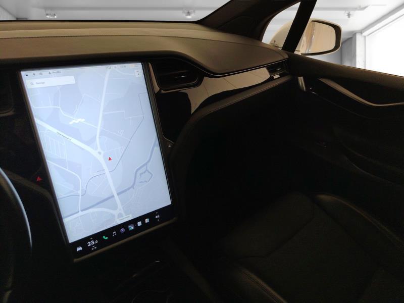 Tesla Model X 75 D