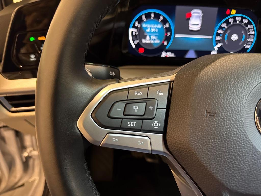 Volkswagen Golf 1.5 tgi Life 130cv