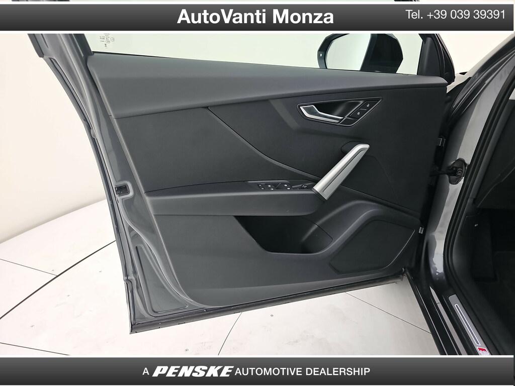 Audi Q2 35 1.5 tfsi Identity Black s-tronic