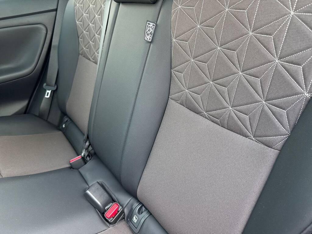 Toyota Yaris Cross 1.5h Lounge fwd 130cv e-cvt