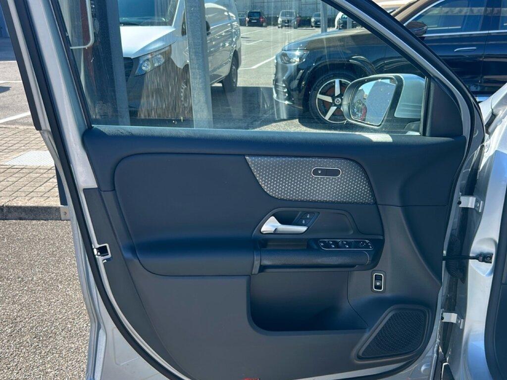 Mercedes GLA 180 d Advanced auto