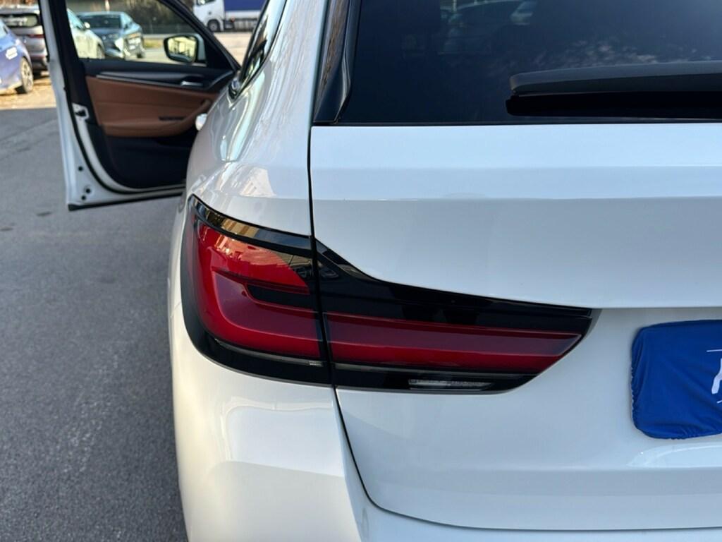 BMW Serie 5 540d Touring mhev 48V xdrive Msport auto