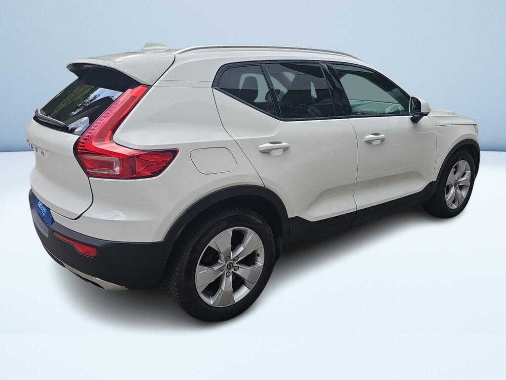 Volvo XC40 2.0 D4 Momentum Pro awd geartronic my21