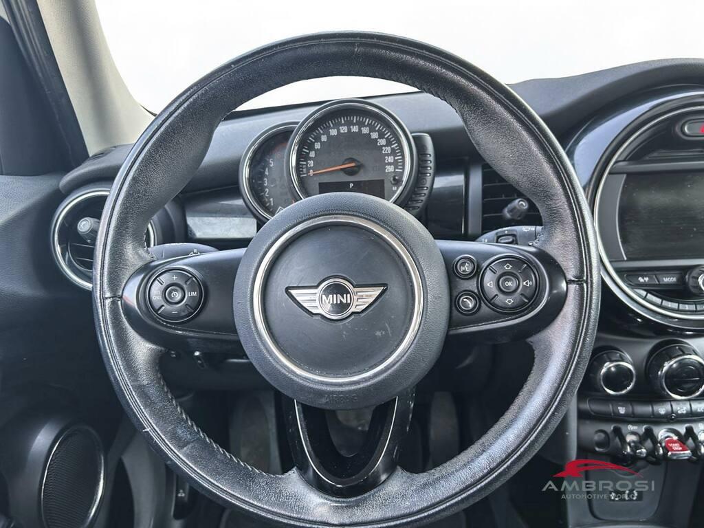 Mini Cooper D 1.5 D Cooper D Hype Auto