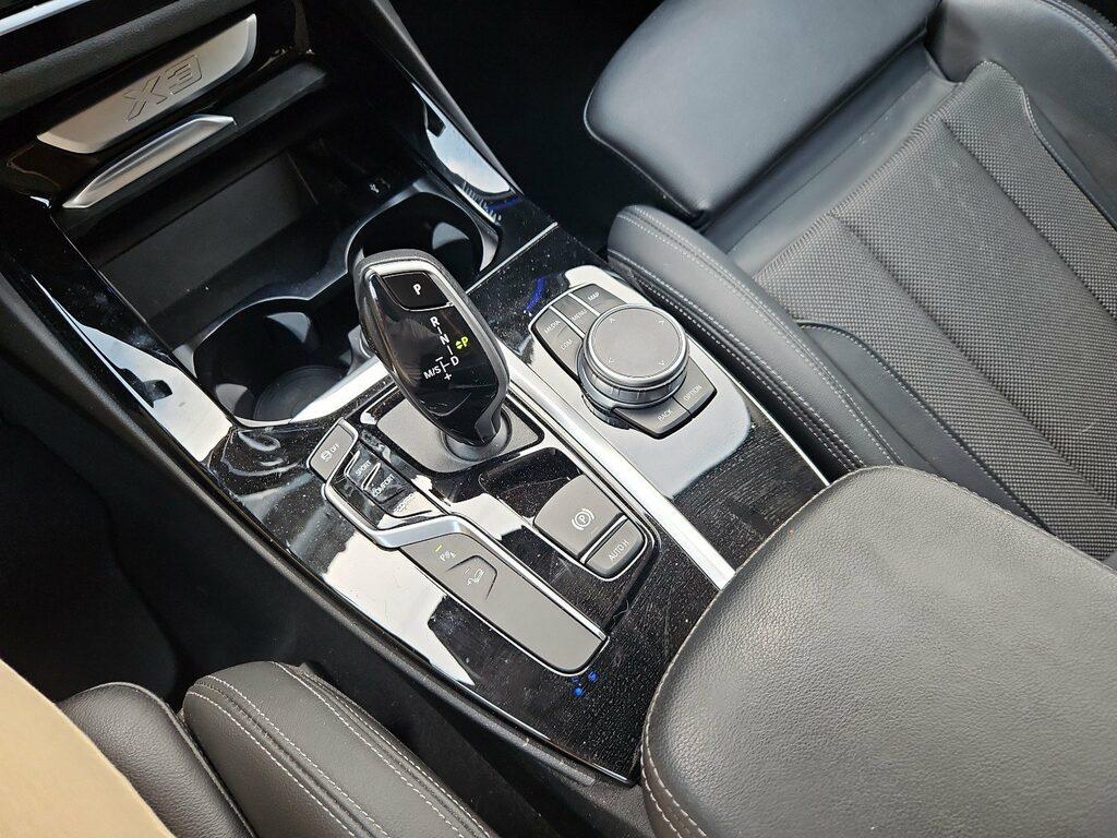 BMW X3 xdrive20d mhev 48V xLine auto
