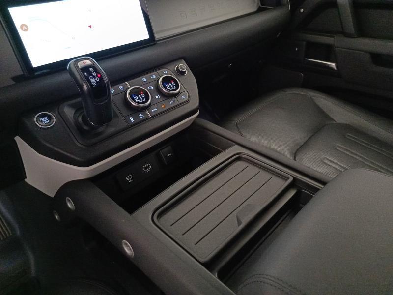Land Rover Defender 90 3.0d i6 mhev X-Dynamic S awd 200cv auto