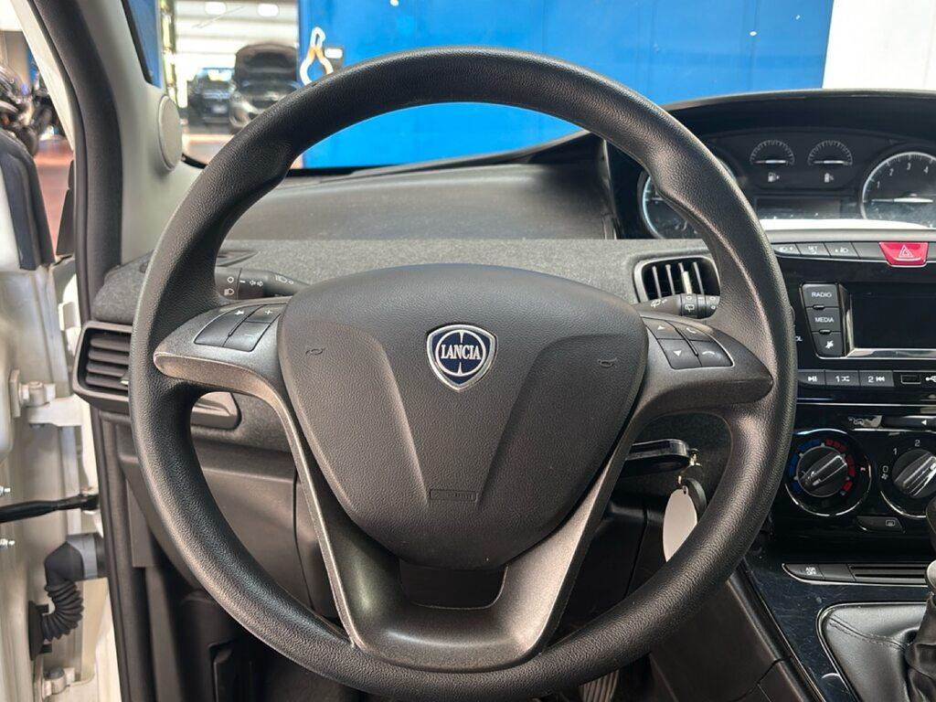 Lancia Ypsilon 1.0 hybrid Silver s&s 70cv