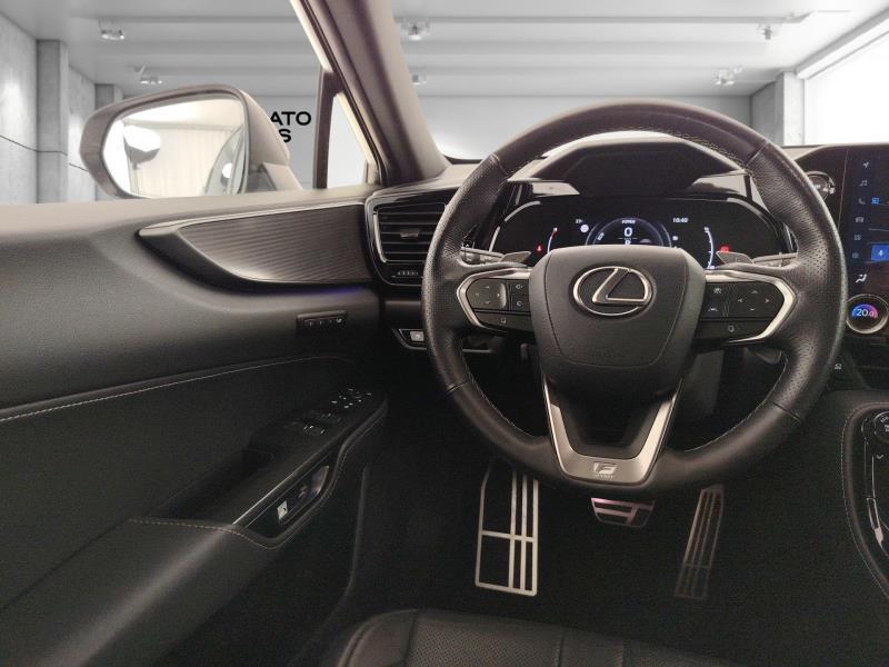 Lexus NX 2.5 hybrid F-Sport 4wd e-cvt