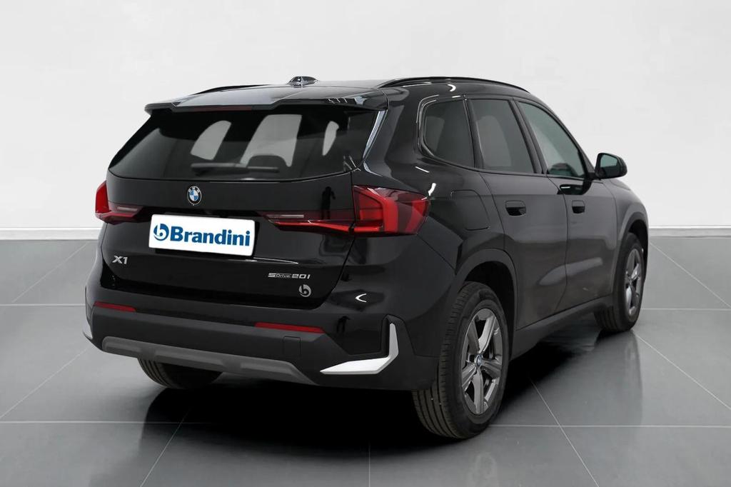 BMW X1 sdrive20i mhev 48V auto