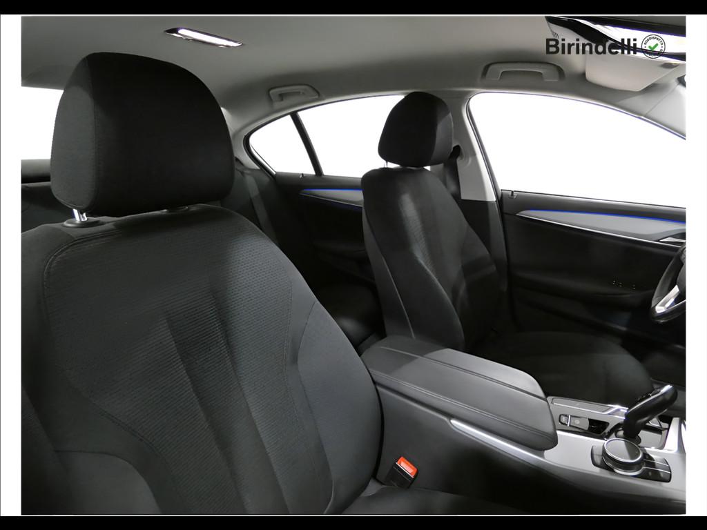 BMW Serie 5 520d mhev 48V Business auto